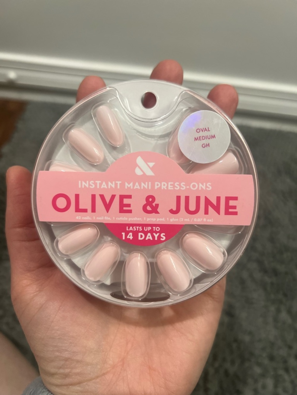 Olive & June Instant Mani Press-On Nails - Picture 4 of 6